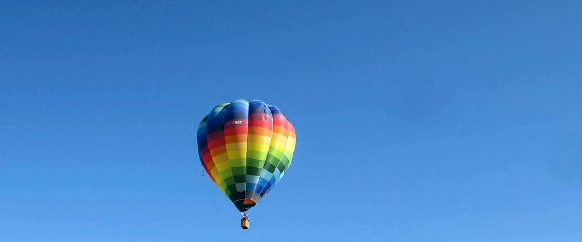 hot-air-balloon-lyon