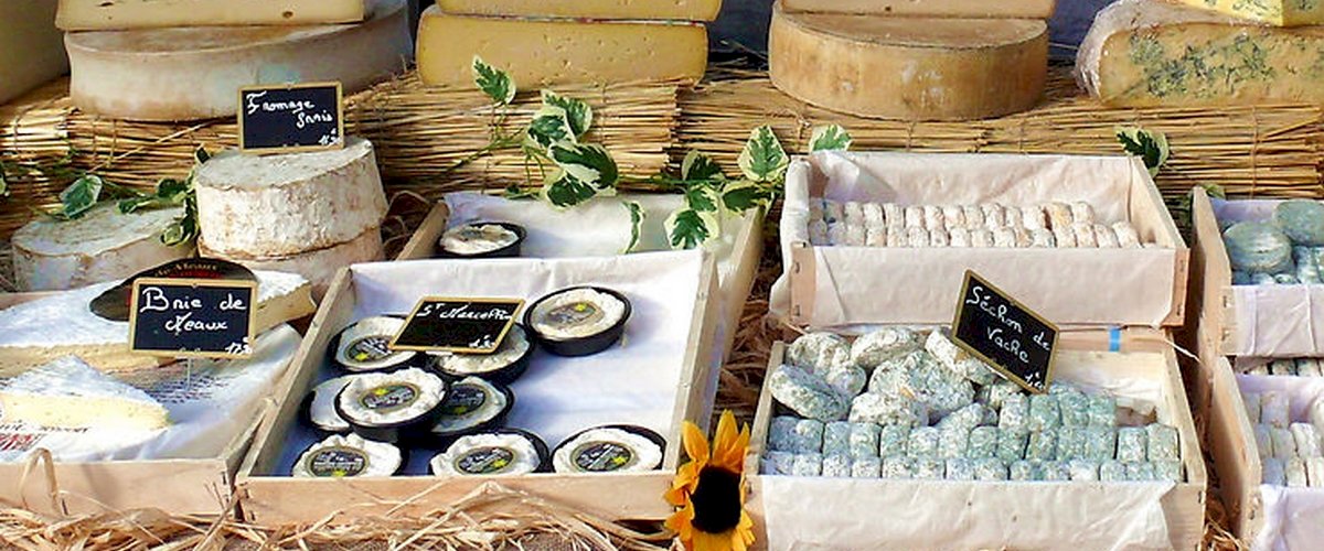 cheese-market-lyon