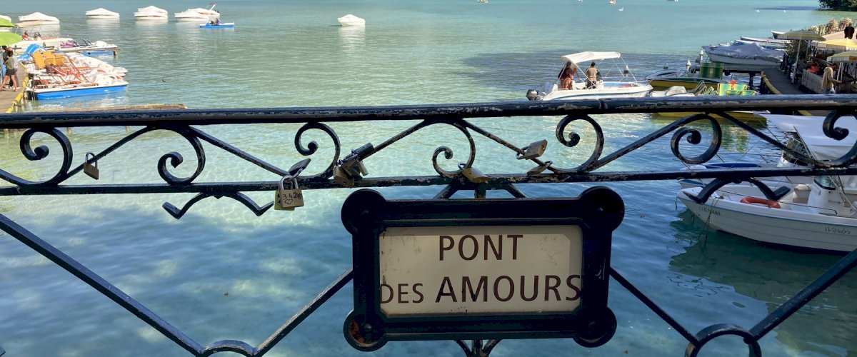 annecy-bridge