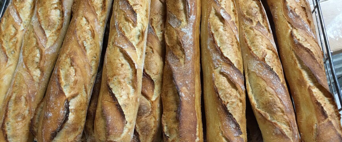 french baguette beaujolais