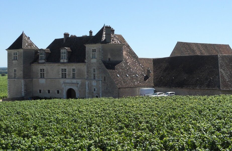 burgundy-clos-vougeot-visit